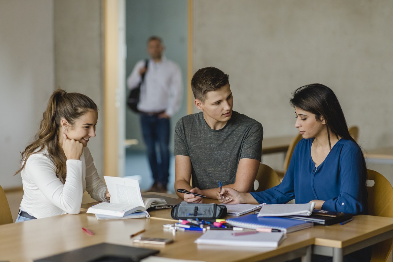 Lehre & Studium